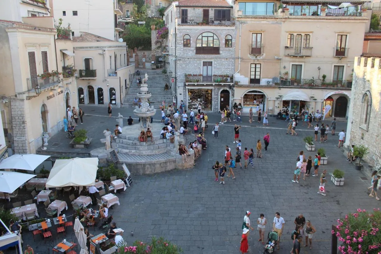 Casa Antica Savoia Apartment Taormina