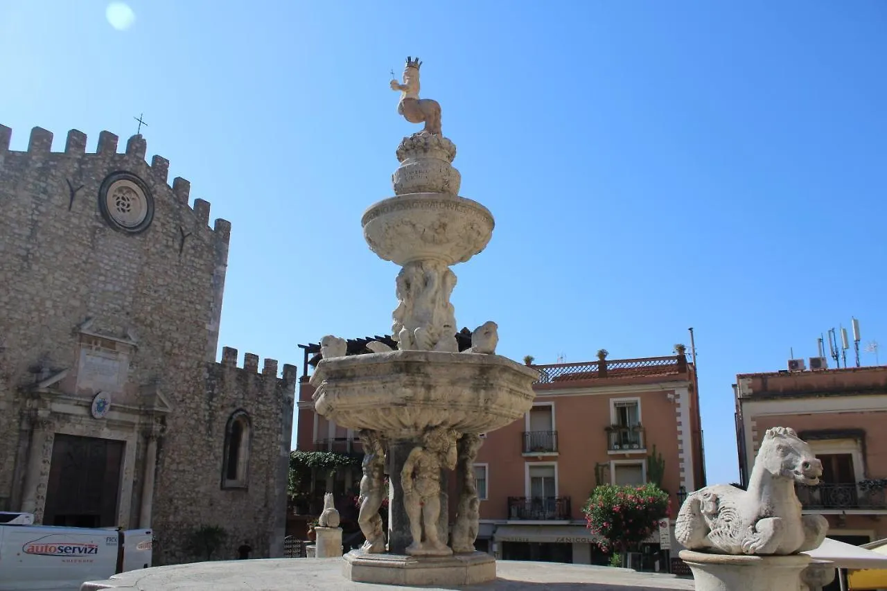 Appartamento Casa Antica Savoia Taormina Italia